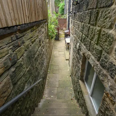 Holiday home Headingley Haven With A Sauna Parking - Pass The Keys *